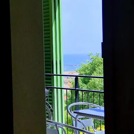 Le Revest Terrasse Vue Centre Climatisation Parking Сasa de vacaciones Sète