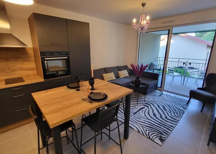 Le Revest Terrasse Vue Centre Climatisation Parking *